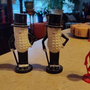 Salt and pepper shakers